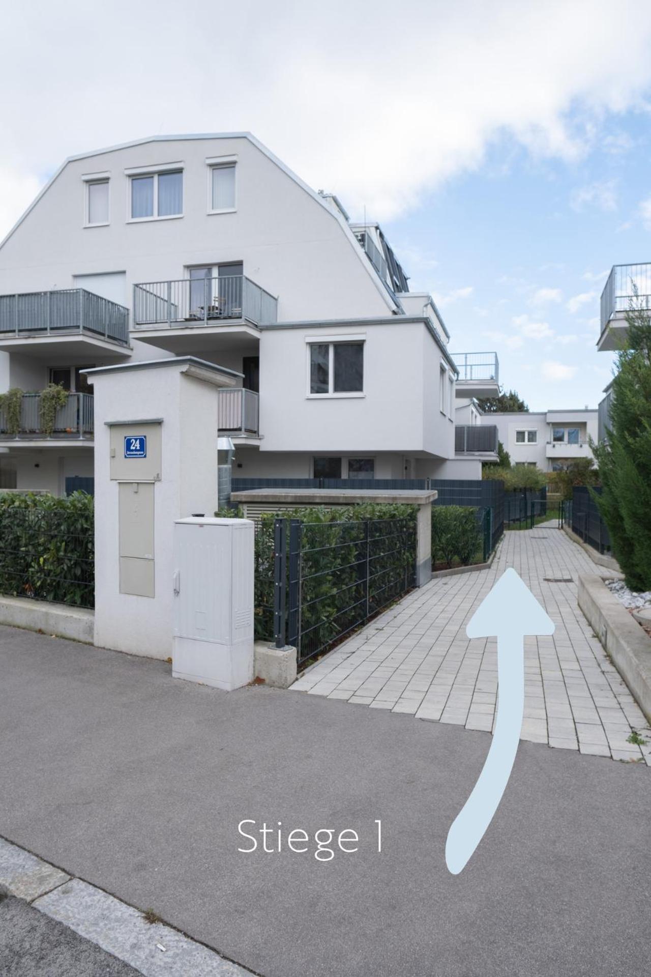 Modern Apartment W/ Cozy Balcony Near City Center Wien Eksteriør billede